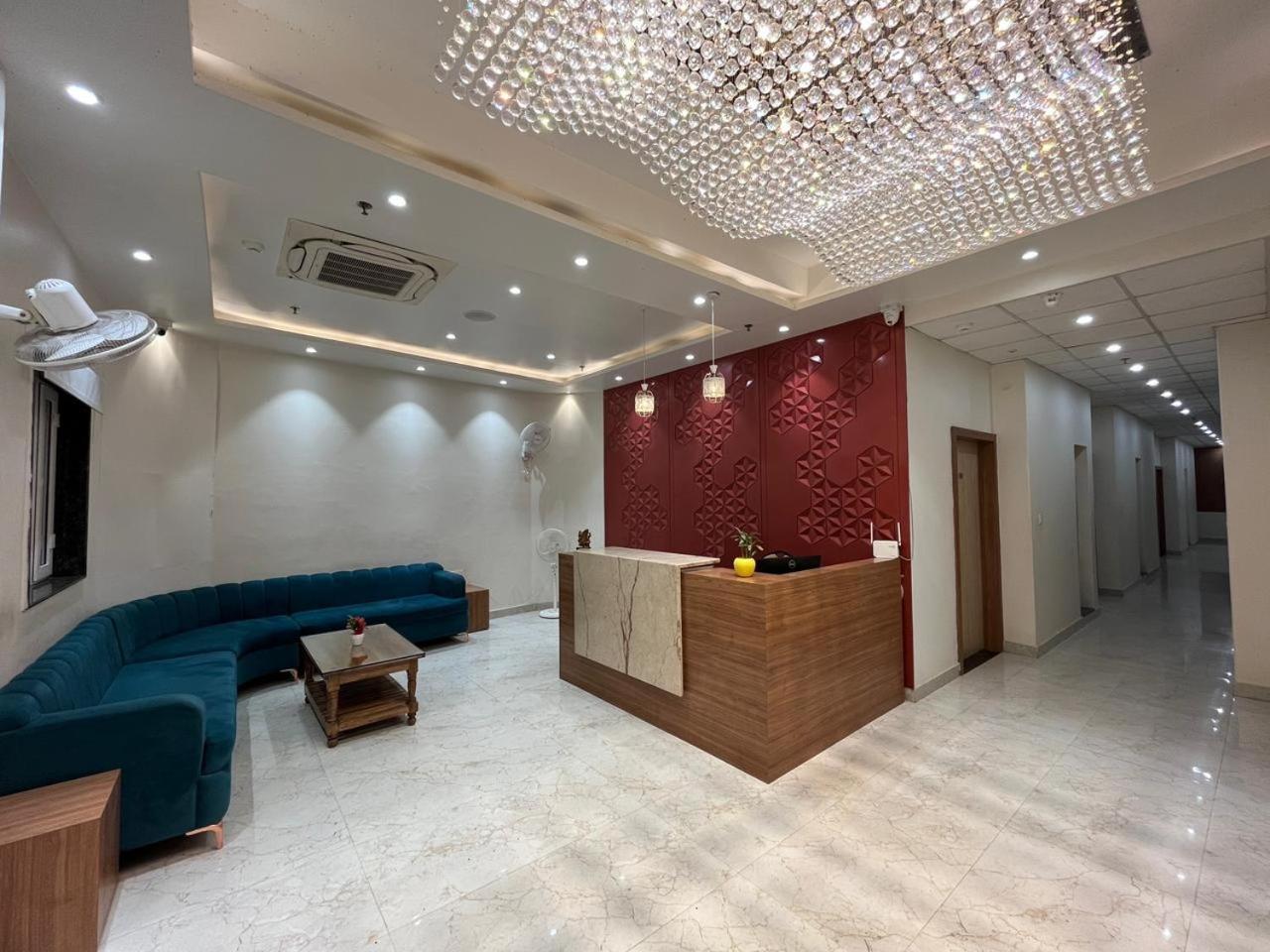 Hotel Satsang Grand — Photos 3